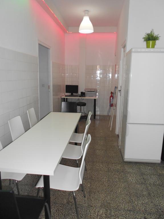 Apartamentos Gold Málaga Værelse billede